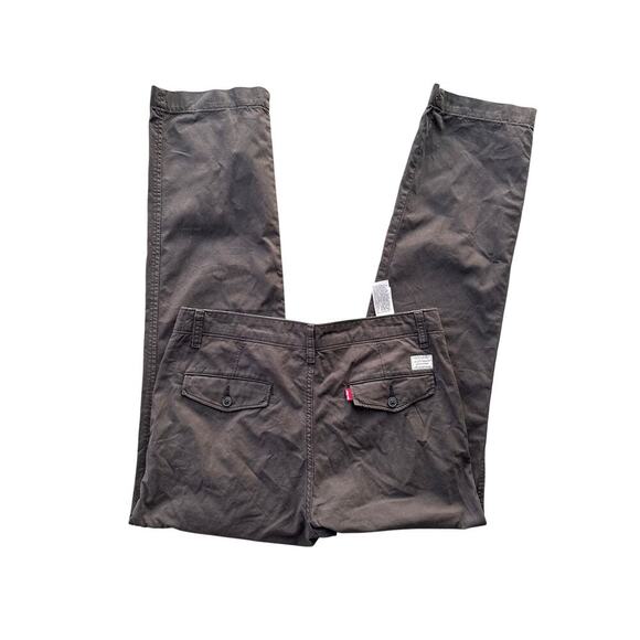 Levi’s Premium Chinos Men’s 31x32 Relaxed Fit Straight Leg Dark Grey 100% Cotton - Picture 1 of 9